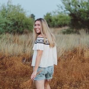 Meet your Posher, Carly